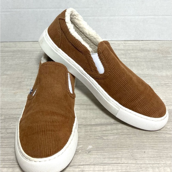 J. Crew Shoes - J Crew Womens size 7.5 Sneakers